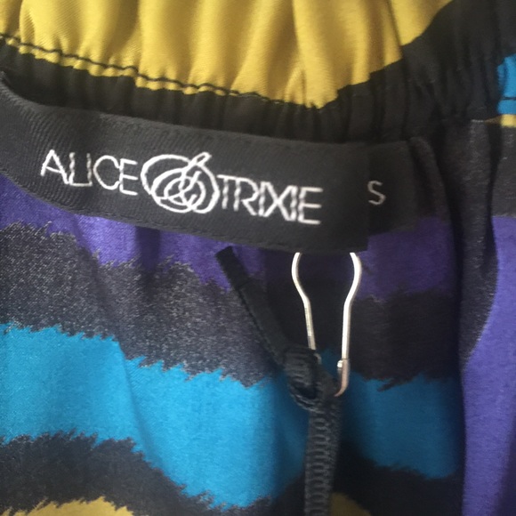 Alice and Trixie  brand new silk dress - Picture 3 of 4