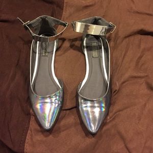 Deena & Ozzy Holographic Pointed Flats