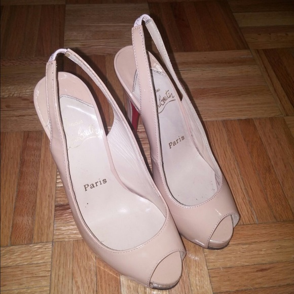 Christian louboutin nude patent slingback heels