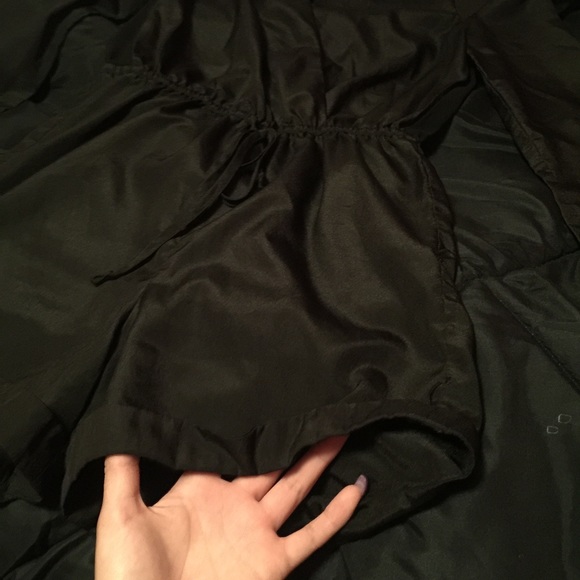 Criss Cross Romper - Picture 3 of 4