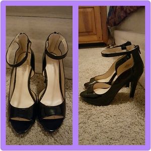 NINE WEST BLACK HEELS