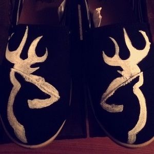 Hand painted browning shoes
