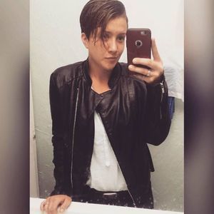 Meet your Posher, Desirae