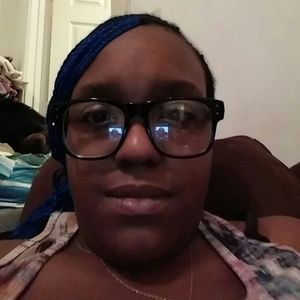 Meet your Posher, Veronica