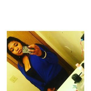 Meet your Posher, Andriana