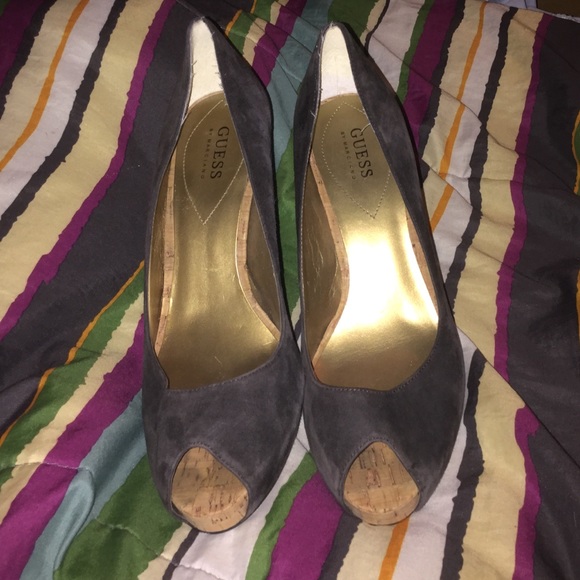 Guess Heels - Picture 2 of 3