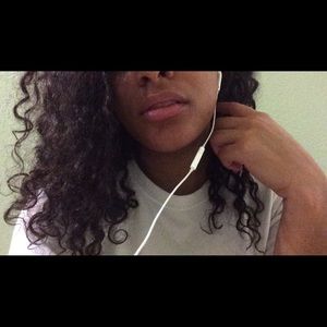 Meet your Posher, Desiree