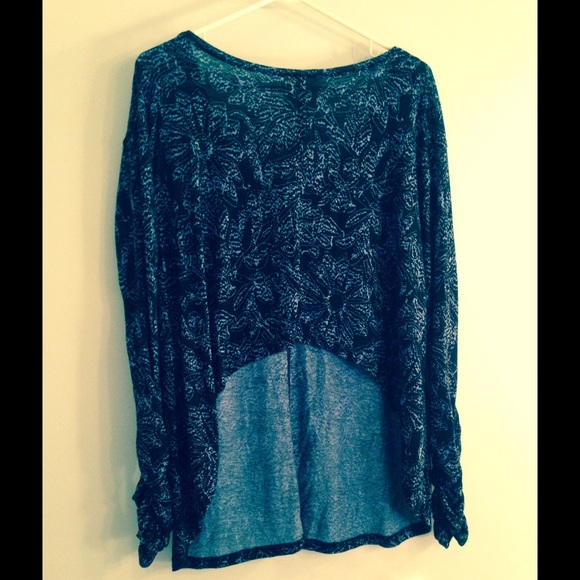 FREE PEOPLE SOFT HIGH LOW TOP NWT!!!! FINAL PRICE! - Picture 3 of 3