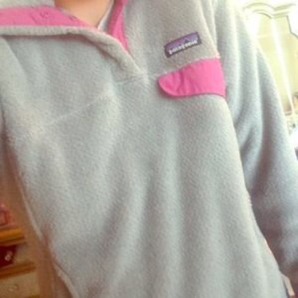 *SOLD*Patagonia half zip snap tee pullover fleece