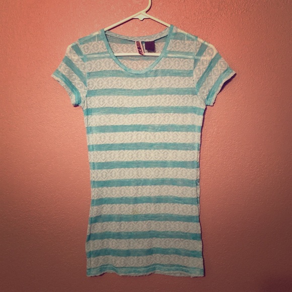 BKE blue lace t-shirt