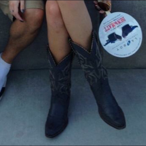 Durango women's cowboy boots