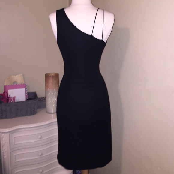 Beautiful LBD - Picture 3 of 3