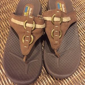 Sketchers sandals