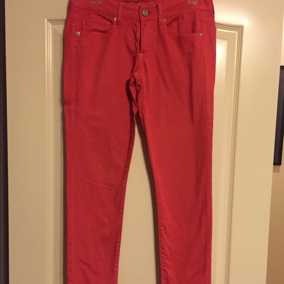 Pink American eagle skinnies