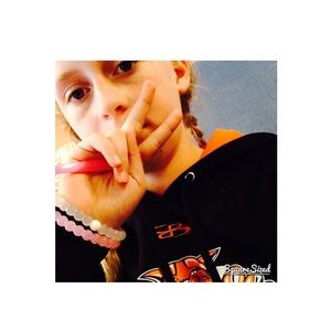 Meet your Posher, Caroline