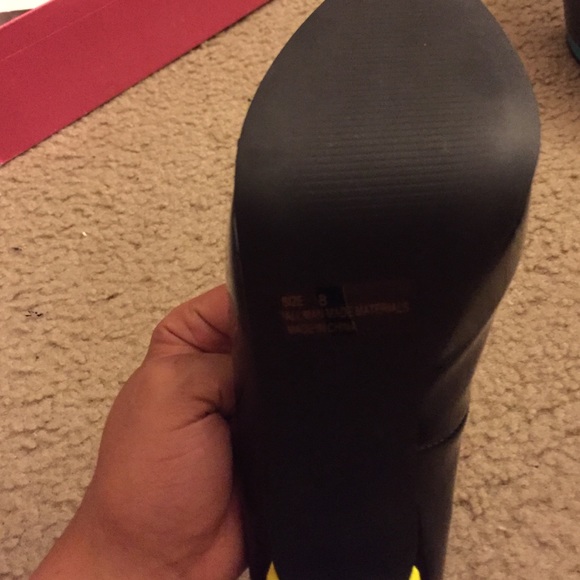 Peep toe heels! - Picture 4 of 4