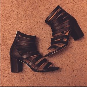 Strappy heeled sandal