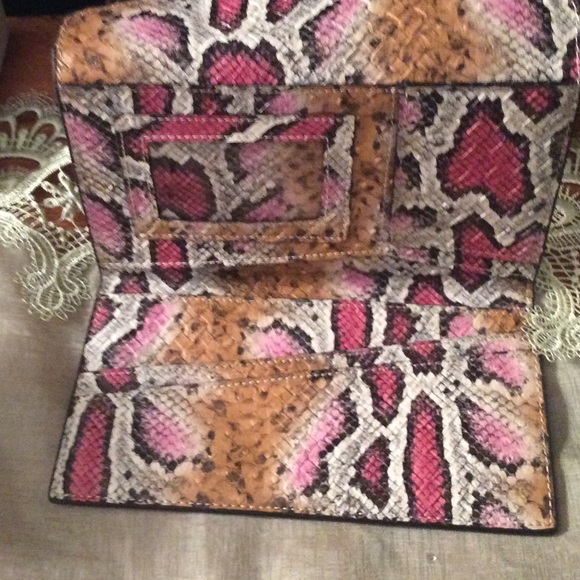 Wallet - Picture 2 of 3