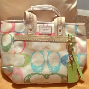 Coach scribble Hampton bag