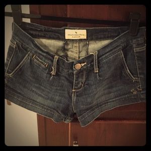Like new A&F jean shorts!