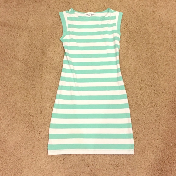 Striped bodycon cap sleeve dress