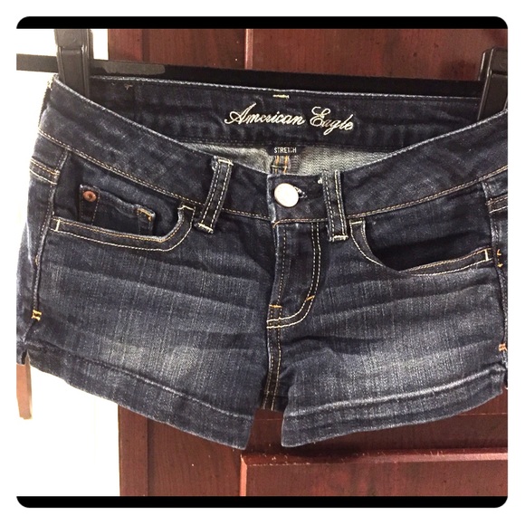 NWOT American Eagle jean shorts!