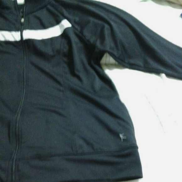 1 For $5.00 or 2 for $8.00Jacket Black and White - Picture 4 of 4