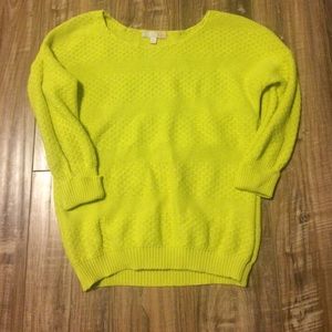 Gorgeous Gianni Bini 3/4 sleeve sweater