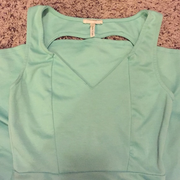 ❌ SOLD IN BUNDLE DEAL❌ - Picture 4 of 4