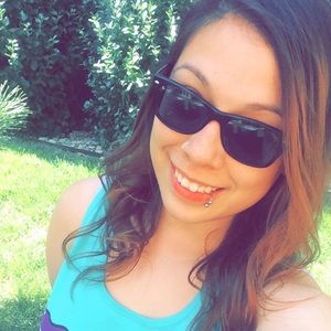 Meet your Posher, Krystal