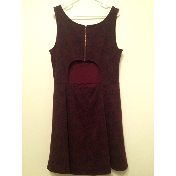 68% off American Eagle Outfitters Dresses 68% off American Eagle Outfitters Dresses