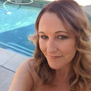 Meet your Posher, Cynthia