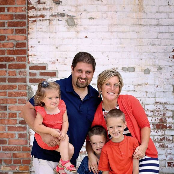 Meet your Posher, Mindi - Picture 1 of 1