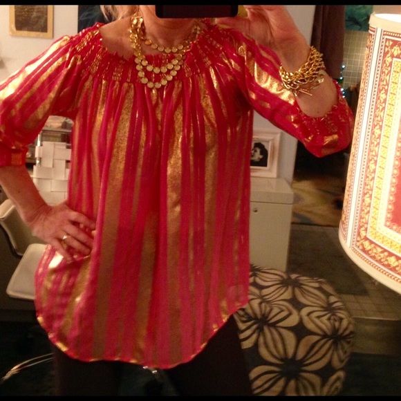 SHIMMERY PINK AND GOLD PARTY TOP. NWT!! FINAL SALE - Picture 3 of 4