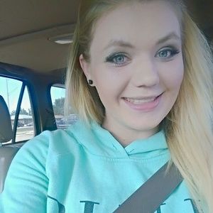 Meet your Posher, Anastasia