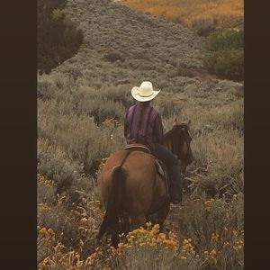 Meet your Posher, Macy