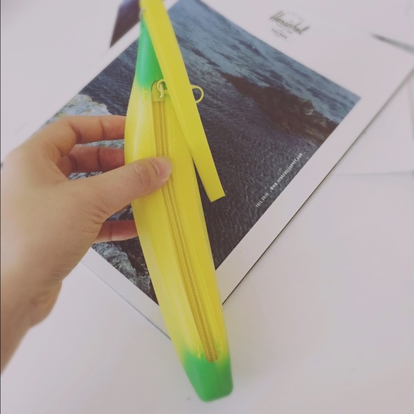 Banana pencil case