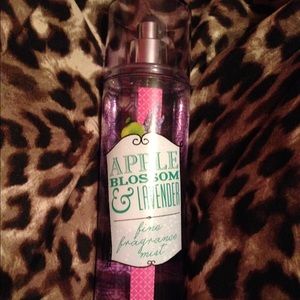 🎀💗Bath & Body Works Apple Blossom & Lavender💗🎀