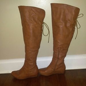 Brown boots