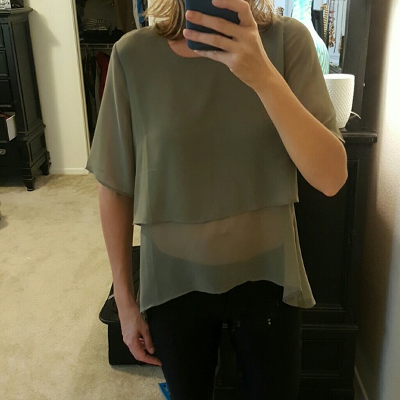 [BUNDLED] ✨HP✨ BAR lll top - Picture 2 of 4