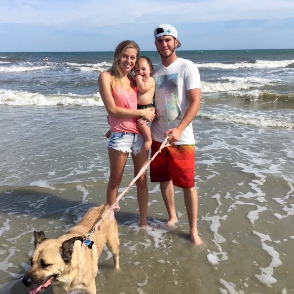 Hi! 👋🏼 I'm Cassidy! ✌🏼️❤️🍔 - Picture 2 of 4