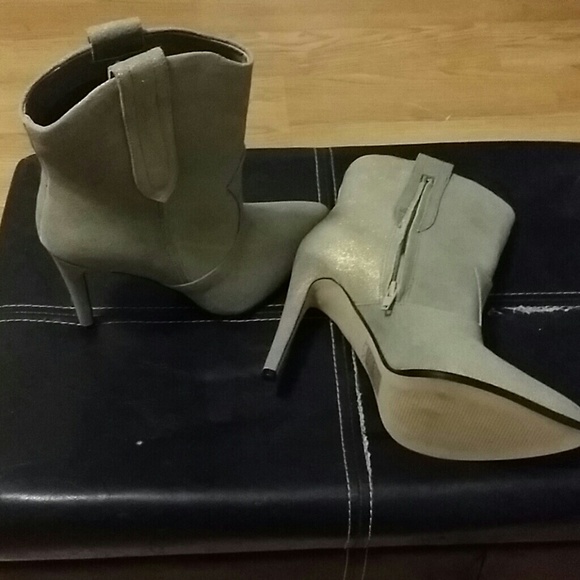Aldo Booties - Picture 1 of 1