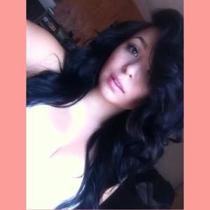 Meet your Posher, Chanelle