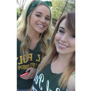 Meet your Posher, Hillary