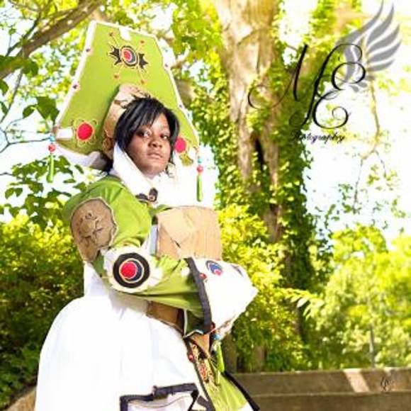 Meet your Posher, Yolanda