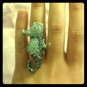 !!ADJUSTABLE!! Crystal seahorse ring