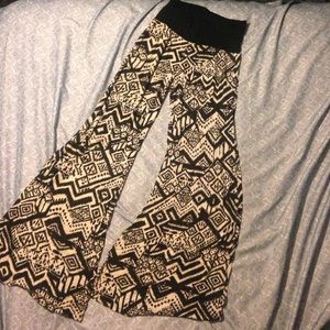 Aztec Print Full Tilt Stretch Pants