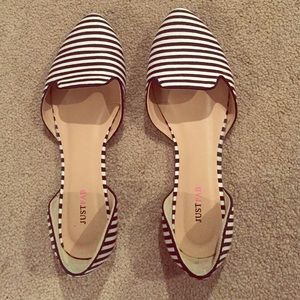 Striped pointed D'orsay flats