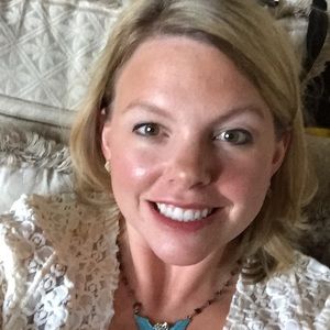 Meet your Posher, Alexia