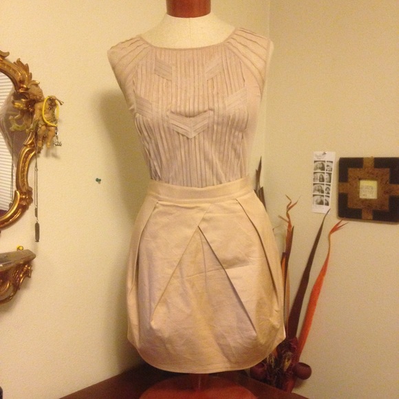 🔥FINAL SALE🔥 J CREW high waisted bubble skirt - Picture 6 of 8